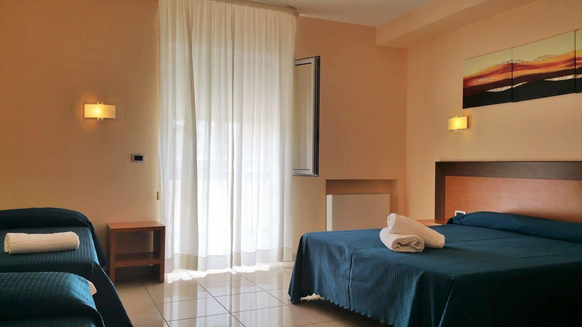 Hotel Club Koiné Otrante Extérieur photo