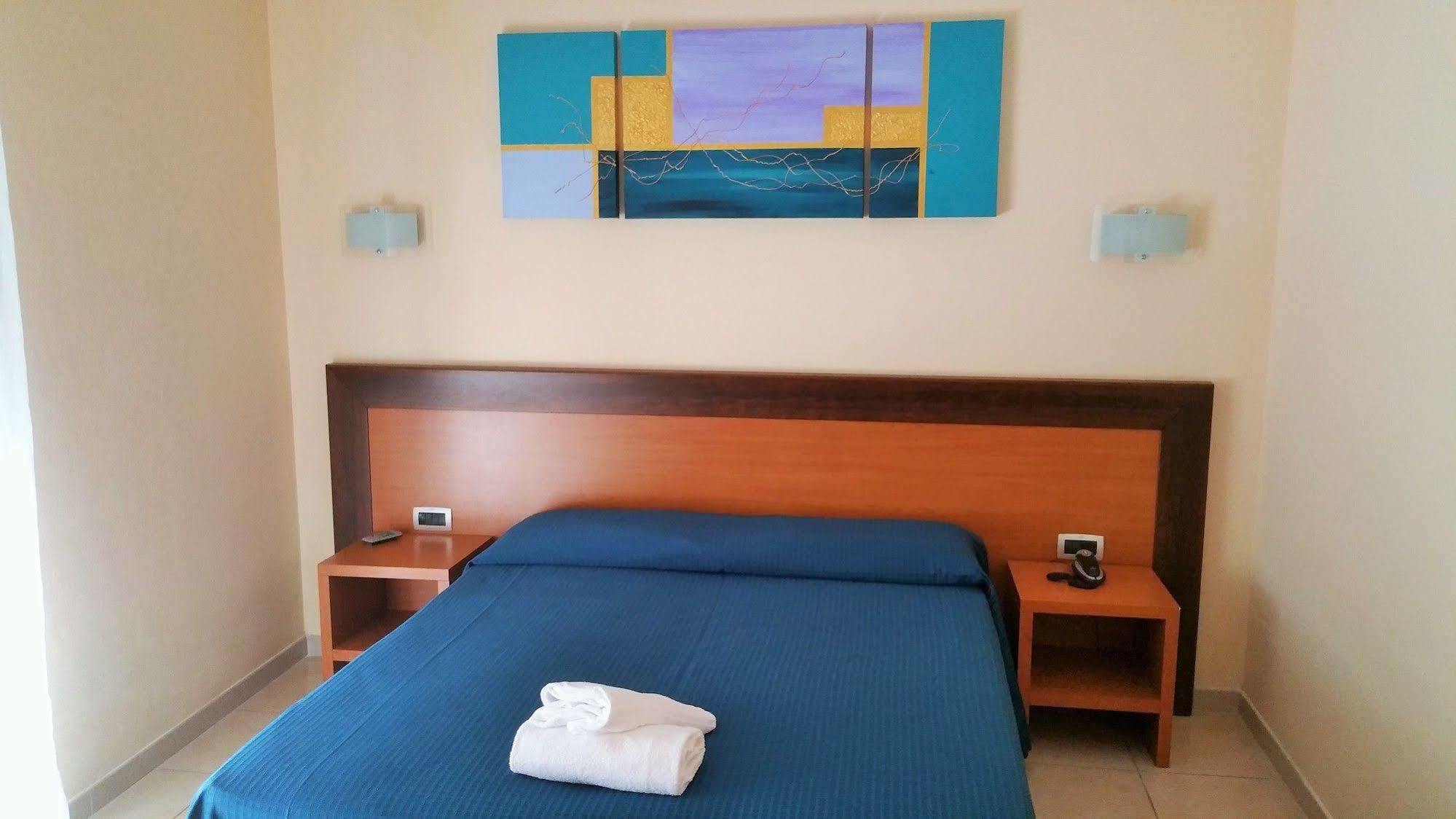 Hotel Club Koiné Otrante Extérieur photo